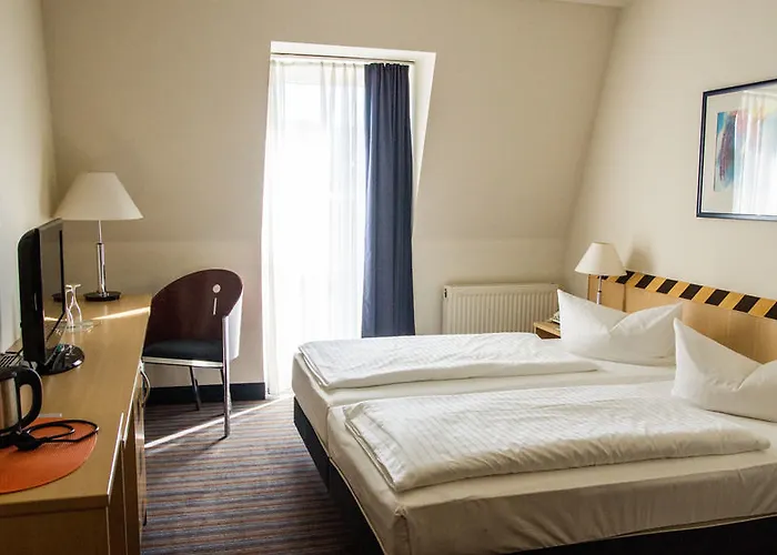 Achat Elbufer Otel Dresden