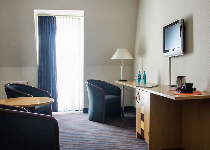 Achat Elbufer Otel Dresden