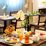 Achat Elbufer Hotel 4*