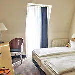 Achat Elbufer Hotel 4*