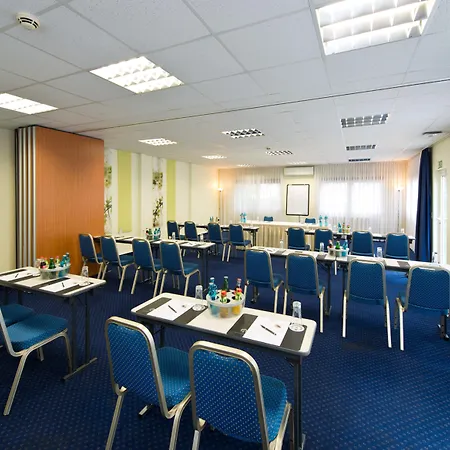 Achat Elbufer Hotel 4*
