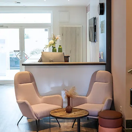 Achat Elbufer Hotel Dresden