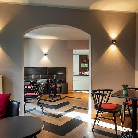 Hotel Achat Elbufer Drážďany
