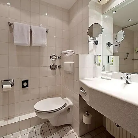 Achat Elbufer Hotel 4*