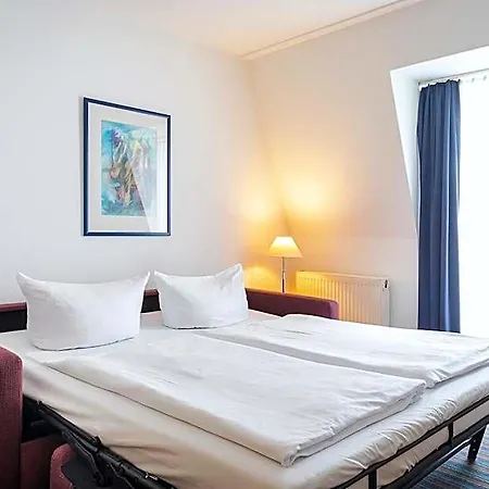 Achat Elbufer Hotel Dresden