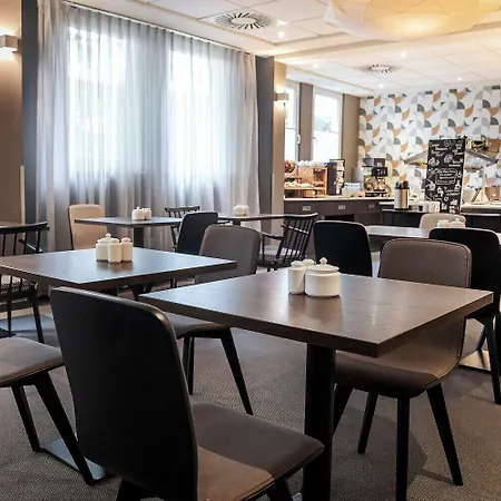 Achat Elbufer 4* Dresden