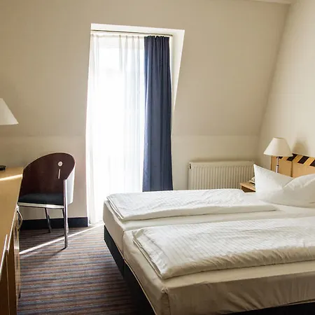 Achat Elbufer Hotel Dresda