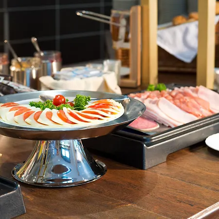 Achat Elbufer Hotel 4*